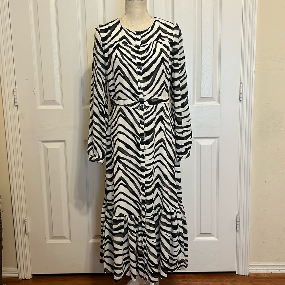Banana Republic Zebra 🦓 Print Midi Dress with Button Front Closure/ Size 6